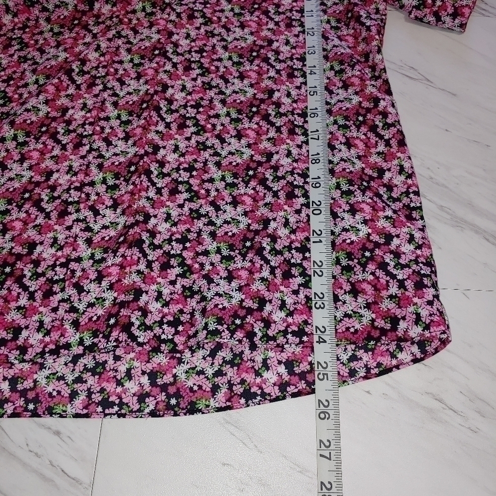 Michael Kors Pink floral top - Picture 6 of 7